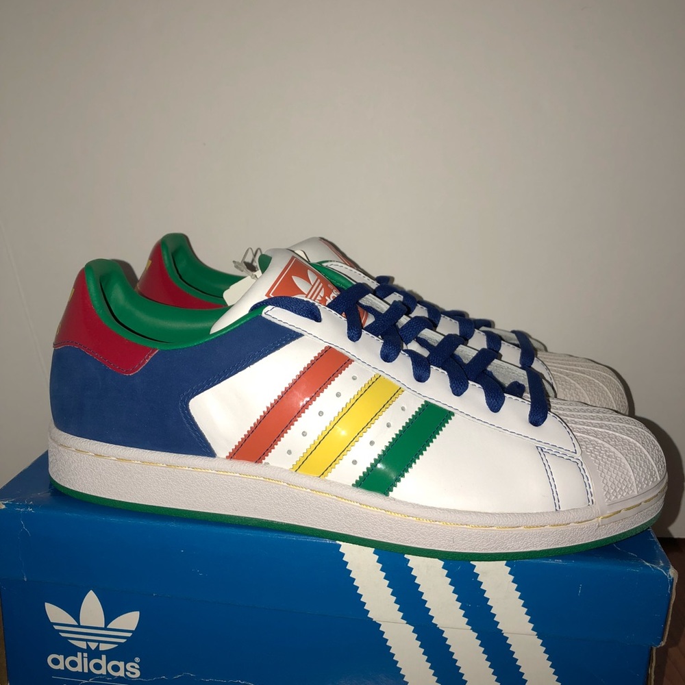 Nike adidas superstar